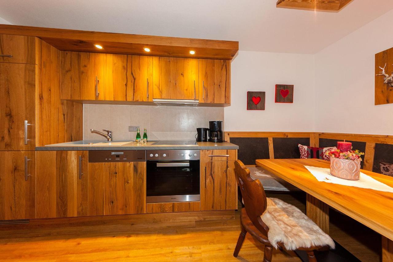 Ferienhaus Alpenblick มิทเทนวัลด์ ภายนอก รูปภาพ