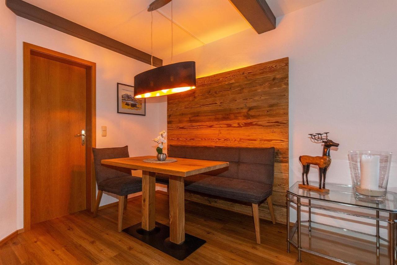 Ferienhaus Alpenblick มิทเทนวัลด์ ภายนอก รูปภาพ