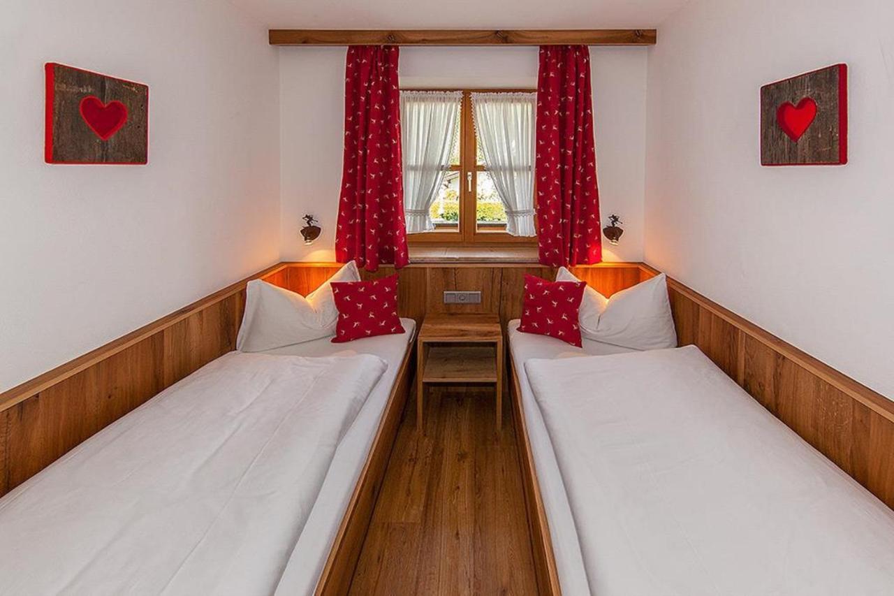 Ferienhaus Alpenblick มิทเทนวัลด์ ภายนอก รูปภาพ