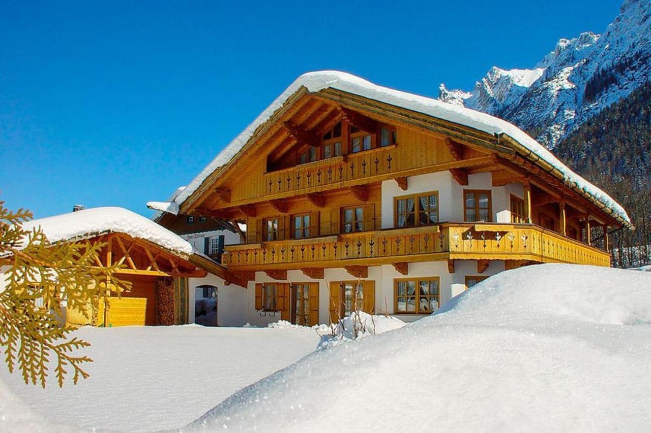 Ferienhaus Alpenblick มิทเทนวัลด์ ภายนอก รูปภาพ