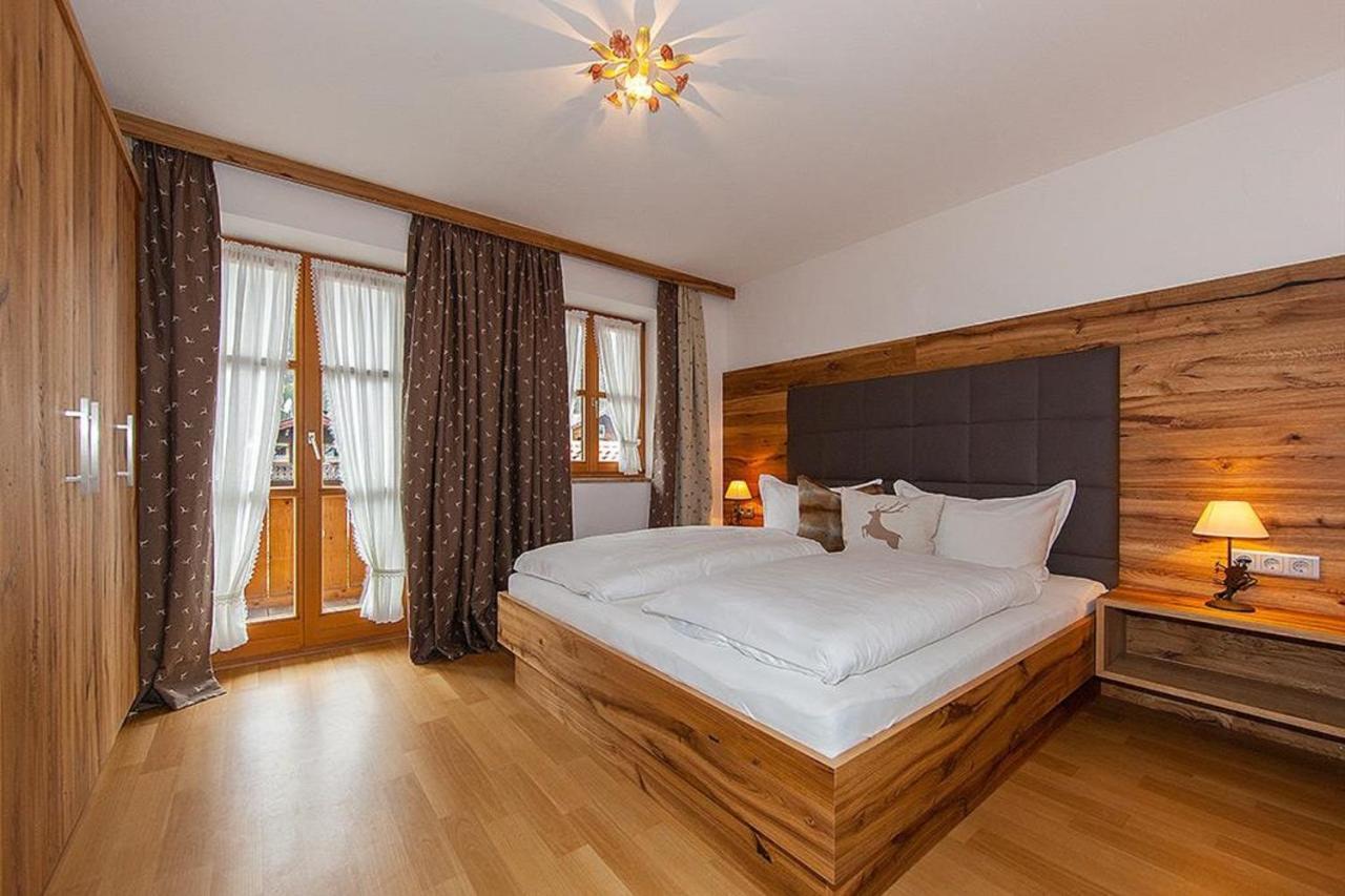 Ferienhaus Alpenblick มิทเทนวัลด์ ภายนอก รูปภาพ